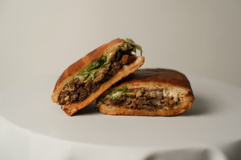 Torta cut in half